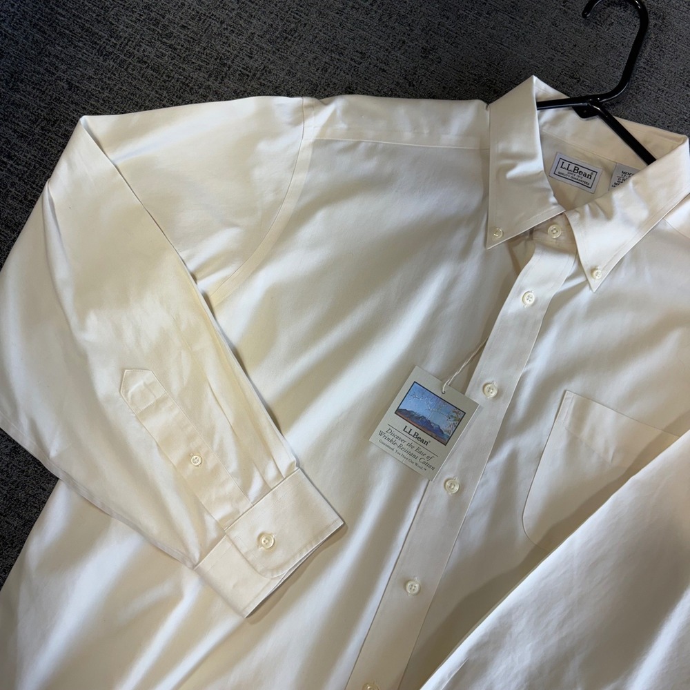 L.L. Bean Button Down Shirt 17-35 Wrinkle Resistant Cotton Cream Long Sleeve